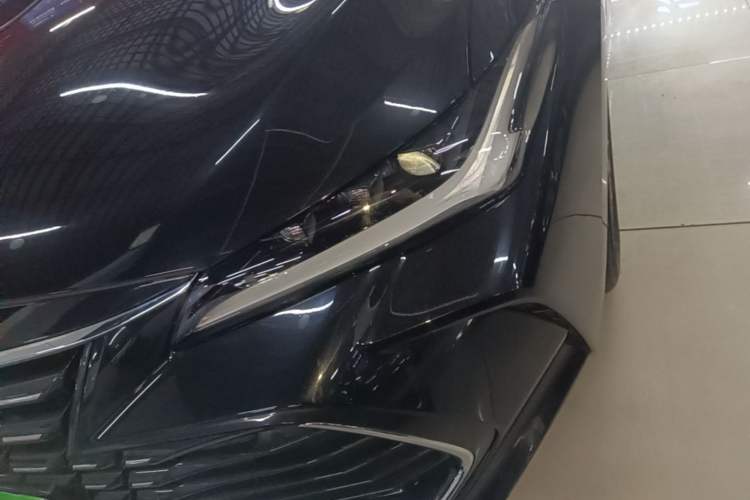 Used Toyota Avalon 2023 2.0L XLE Deluxe Edition Left Front Headlight