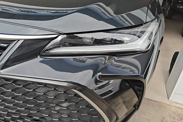 Used Toyota Avalon 2023 2.5L Luxury Edition Left Front Headlight