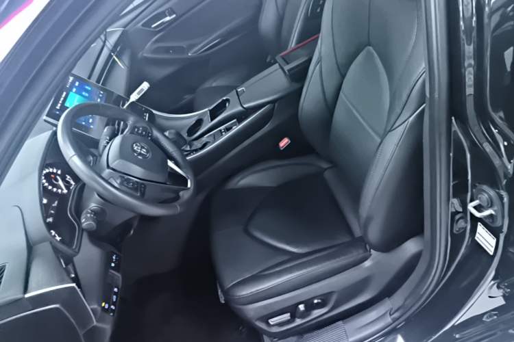 Used Toyota Avalon 2023 2.0L Luxury Edition Left Front Seat