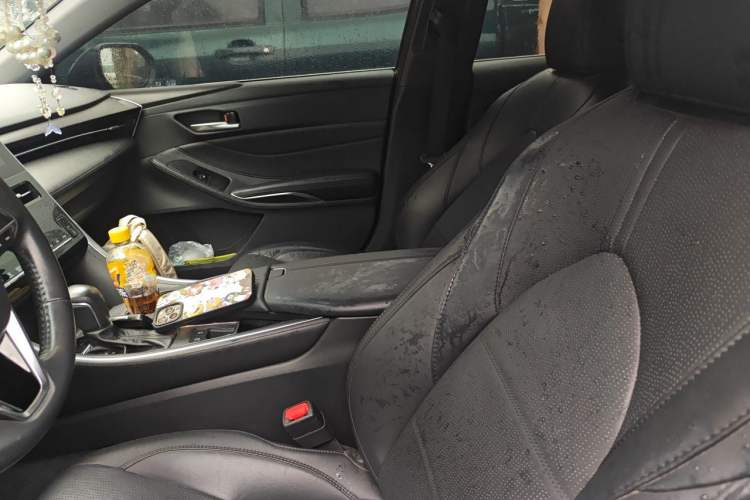 Used Toyota Avalon 2023 2.0L Luxury Edition Left Front Seat