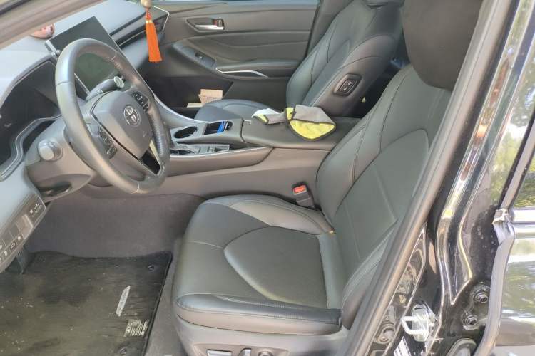 Used Toyota Avalon 2023 2.0L Luxury Edition Left Front Seat
