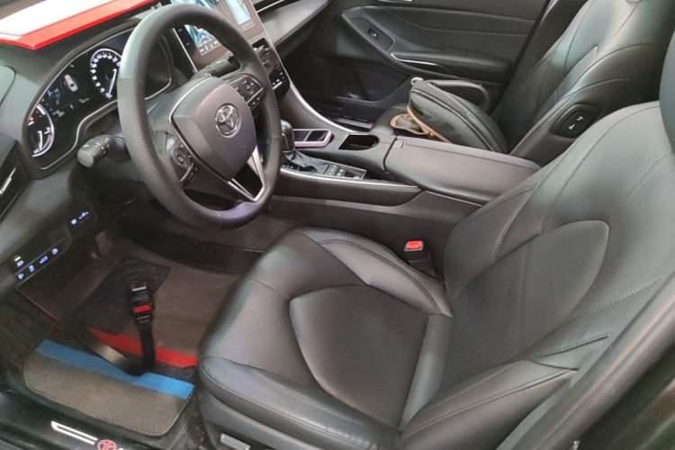 Used Toyota Avalon 2023 Dual-Engine 2.5L Luxury Edition Left Front Seat