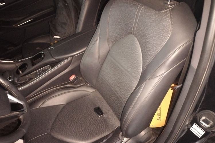 Used Toyota Avalon 2023 Dual-Motor 2.5L Progressive Edition Left Front Seat
