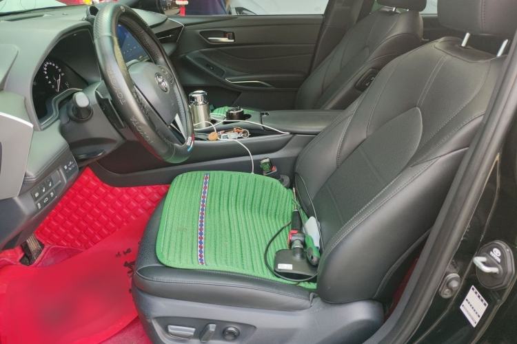 Used Toyota Avalon 2023 2.5L Luxury Edition Left Front Seat