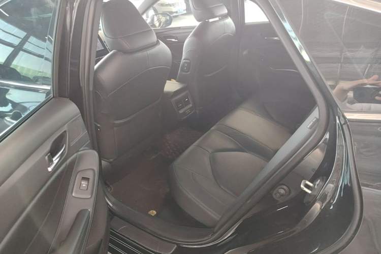 Used Toyota Avalon 2023 Dual-Engine 2.5L Luxury Edition Left Rear Seat