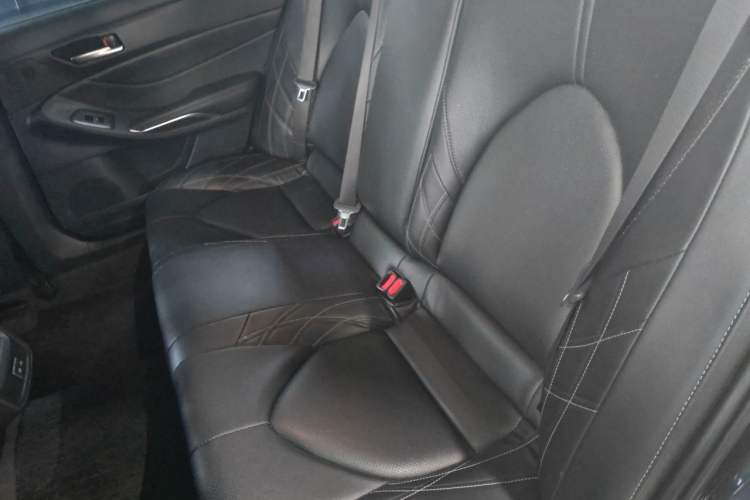 Used Toyota Avalon 2023 2.0L Luxury Edition Left Rear Seat