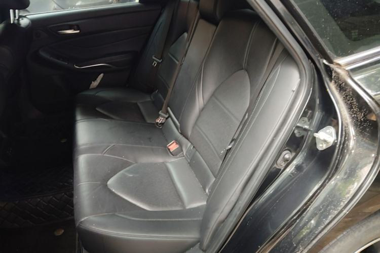 Used Toyota Avalon 2023 2.5L Luxury Edition Left Rear Seat