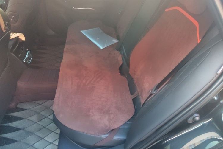 Used Toyota Avalon 2023 Dual-Motor 2.5L XLE Prestige Edition Left Rear Seat