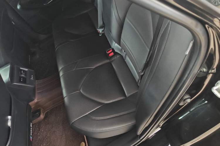 Used Toyota Avalon 2023 Dual-Engine 2.5L Luxury Edition Left Rear Seat
