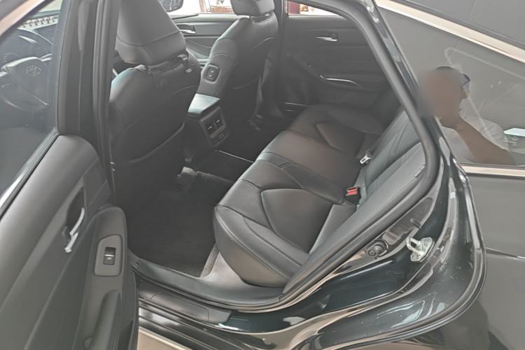 Used Toyota Avalon 2023 2.5L Luxury Edition Left Rear Seat