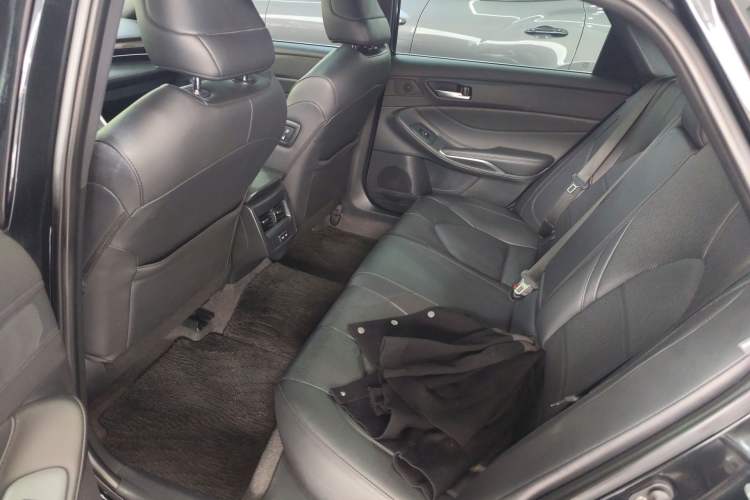 Used Toyota Avalon 2023 2.0L Premium Edition Left Rear Seat