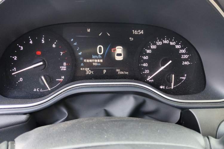 Used Toyota Avalon 2023 2.5L Luxury Edition Odometer Close Up