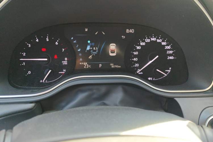 Used Toyota Avalon 2023 2.0L Luxury Edition Odometer Close Up