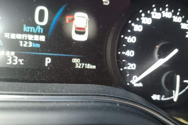 Used Toyota Avalon 2023 2.5L Luxury Edition Odometer Close Up