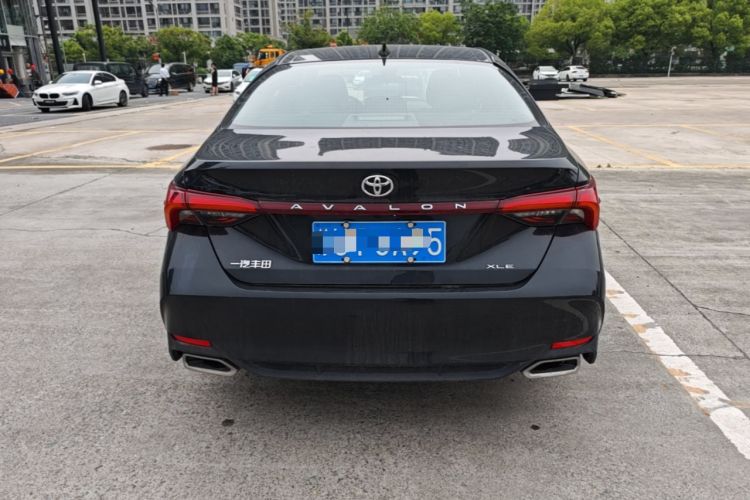 Used Toyota Avalon 2023 2.0L XLE Deluxe Edition Rear