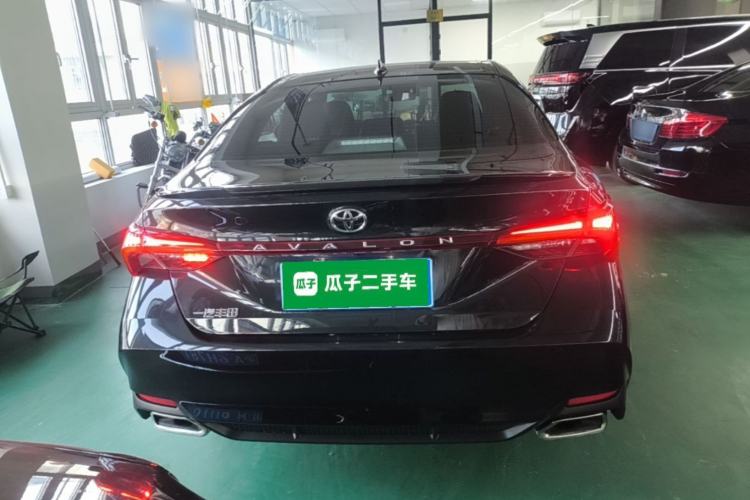 Used Toyota Avalon 2023 2.5L Luxury Edition Rear