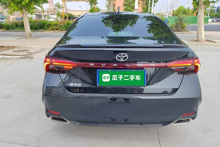 Used Toyota Avalon 2023 2.5L Luxury Edition Rear
