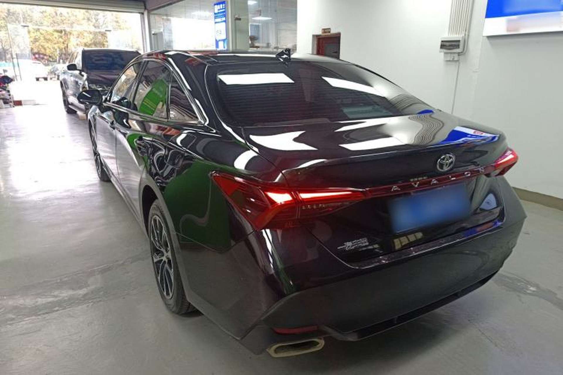 Used Toyota Avalon 2023 2.0L Premium Edition Rear Left 45 Deg