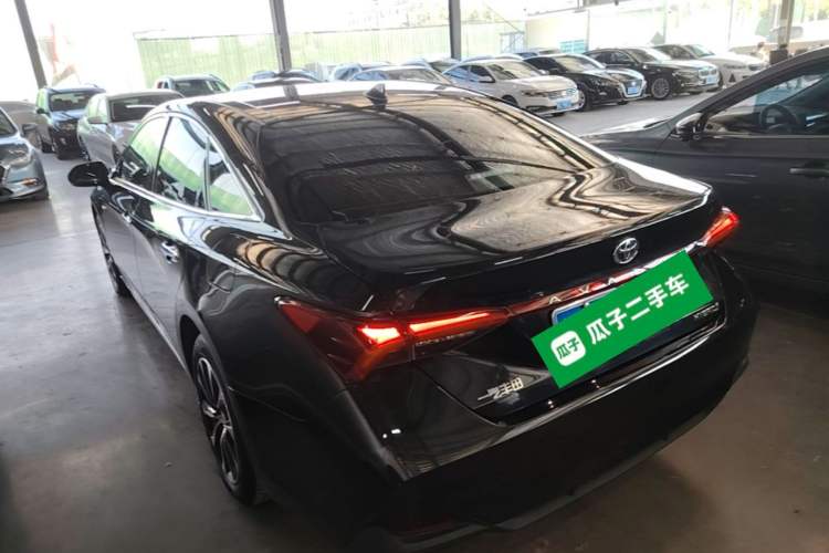 Used Toyota Avalon 2023 Dual-Engine 2.5L Luxury Edition Rear Left 45 Deg