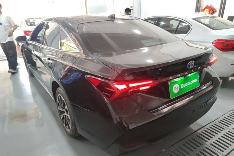 Used Toyota Avalon 2023 Dual-Engine 2.5L Luxury Edition Rear Left 45 Deg