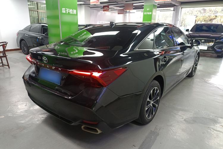 Used Toyota Avalon 2023 2.0L Premium Edition Rear Right 45 Deg