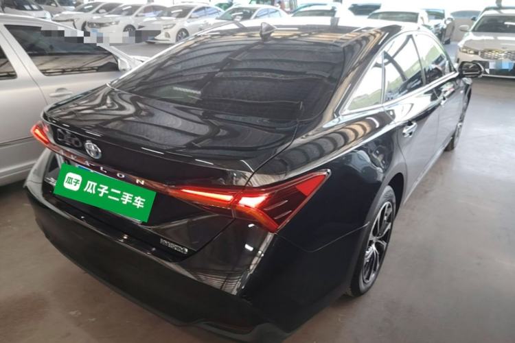 Used Toyota Avalon 2023 Dual-Engine 2.5L Luxury Edition Rear Right 45 Deg