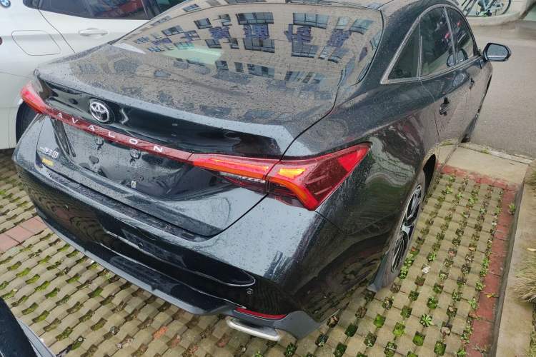 Used Toyota Avalon 2023 2.0L Premium Edition Rear Right 45 Deg