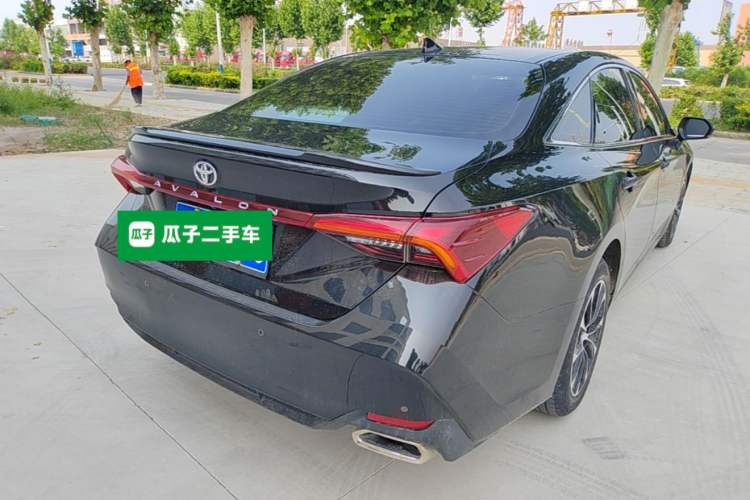 Used Toyota Avalon 2023 2.5L Luxury Edition Rear Right 45 Deg