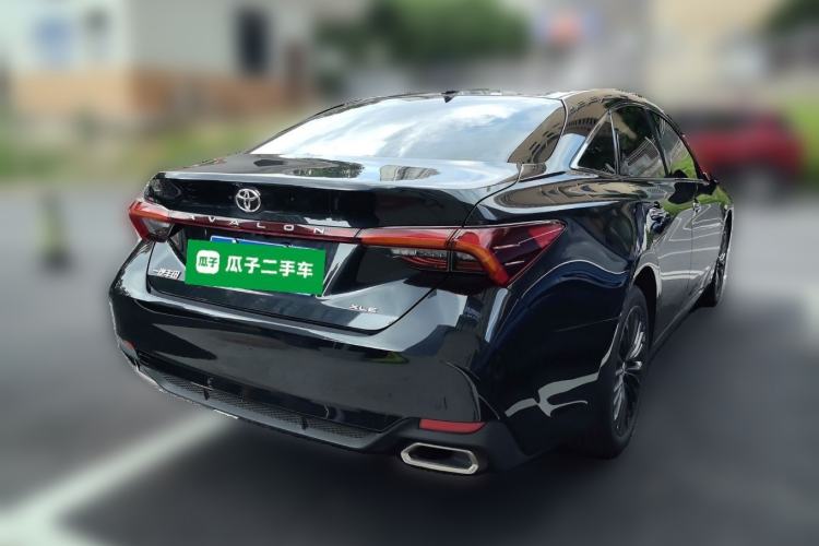 Used Toyota Avalon 2023 2.0L XLE Deluxe Edition Rear Right 45 Deg