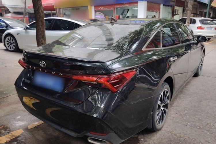 Used Toyota Avalon 2023 2.5L Luxury Edition Rear Right 45 Deg