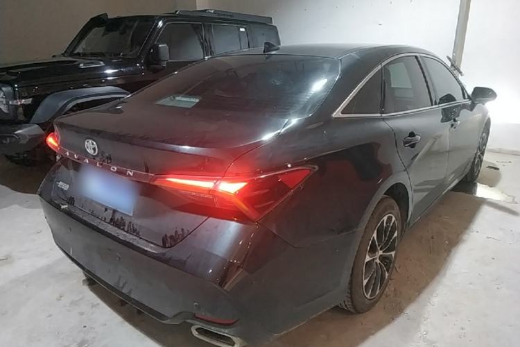Used Toyota Avalon 2023 2.0L Premium Edition Rear Right 45 Deg