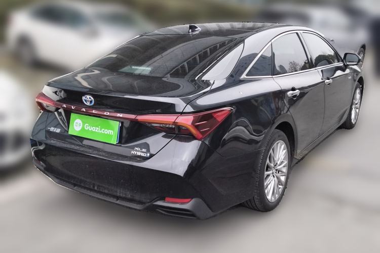 Used Toyota Avalon 2023 Dual-Motor 2.5L XLE Prestige Edition Rear Right 45 Deg
