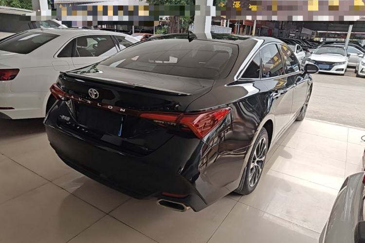 Used Toyota Avalon 2023 2.5L Luxury Edition Rear Right 45 Deg