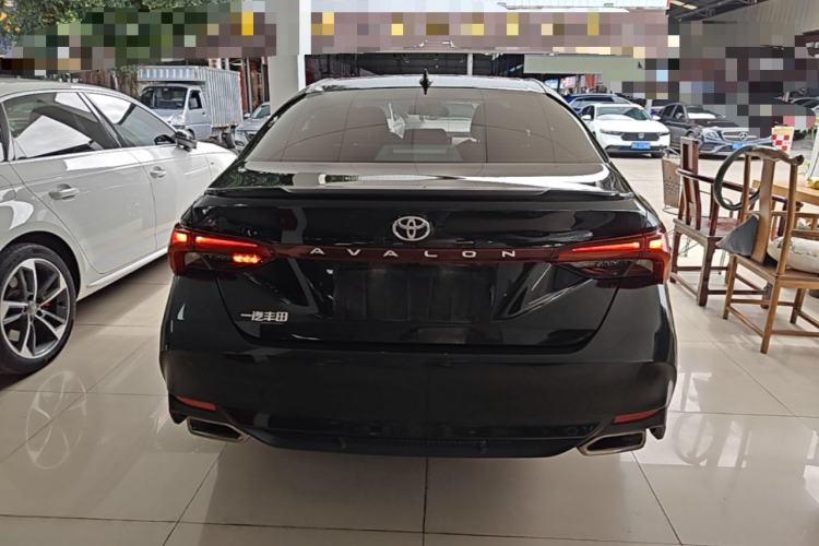 Used Toyota Avalon 2023 2.5L Luxury Edition Rear