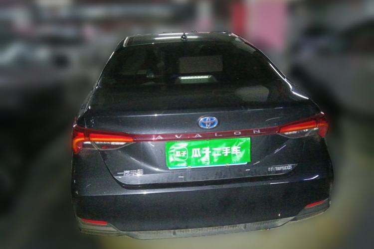 Used Toyota Avalon 2023 Dual-Engine 2.5L Luxury Edition Rear