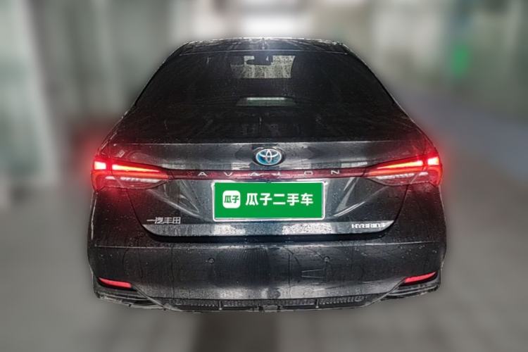 Used Toyota Avalon 2023 Dual-Engine 2.5L Luxury Edition Rear