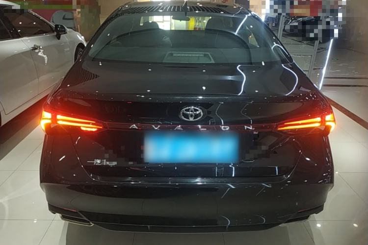 Used Toyota Avalon 2023 2.0L Luxury Edition Rear