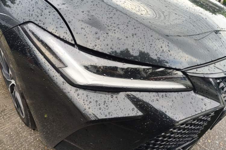 Used Toyota Avalon 2023 Dual-Engine 2.5L Luxury Edition Right Front Headlight