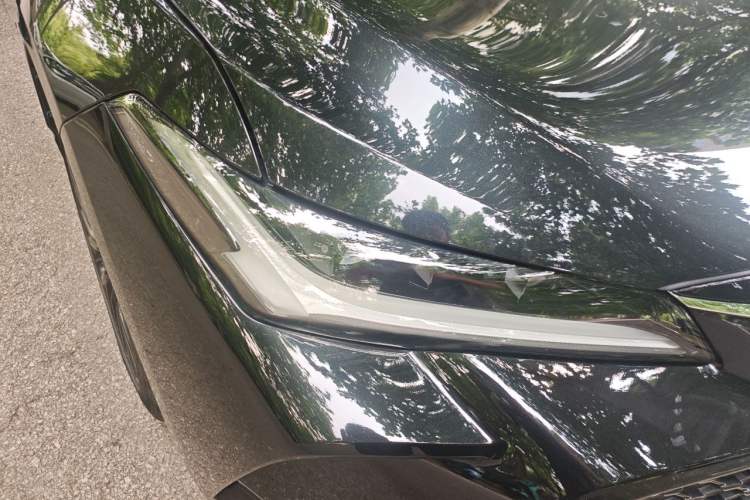 Used Toyota Avalon 2023 2.5L Touring Premium Edition Right Front Headlight