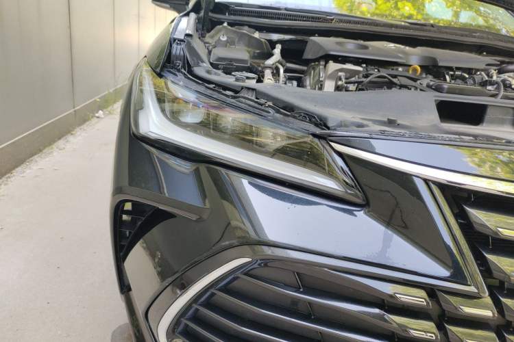 Used Toyota Avalon 2023 2.0L Luxury Edition Right Front Headlight