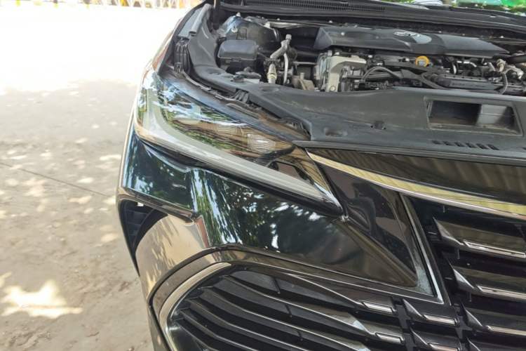 Used Toyota Avalon 2023 2.0L Luxury Edition Right Front Headlight