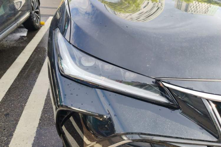 Used Toyota Avalon 2023 2.0L Luxury Edition Right Front Headlight
