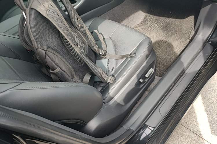 Used Toyota Avalon 2023 2.0L Premium Edition Right Front Seat