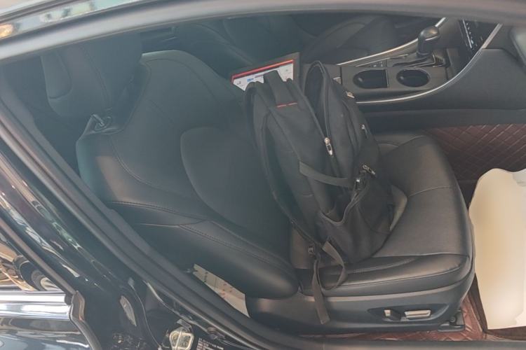 Used Toyota Avalon 2023 2.5L Luxury Edition Right Front Seat