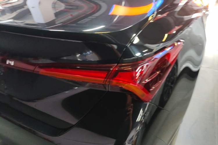 Used Toyota Avalon 2023 2.0L Luxury Edition Right Rear Taillight