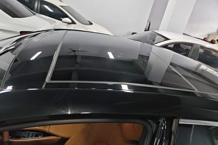 Used Toyota Avalon 2023 Dual-Motor 2.5L XLE Prestige Edition Roof