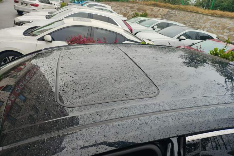 Used Toyota Avalon 2023 2.0L Premium Edition Roof