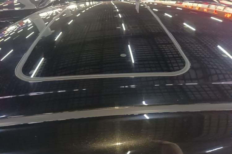Used Toyota Avalon 2023 2.0L XLE Deluxe Edition Roof