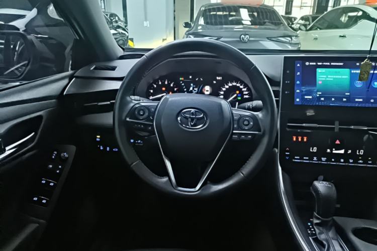 Used Toyota Avalon 2023 2.0L Luxury Edition Steering Wheel