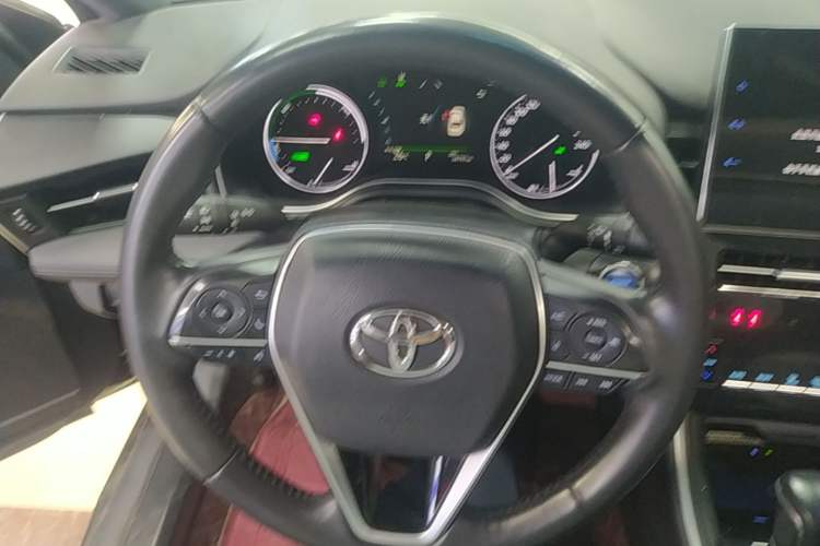 Used Toyota Avalon 2023 Dual-Engine 2.5L Luxury Edition Steering Wheel